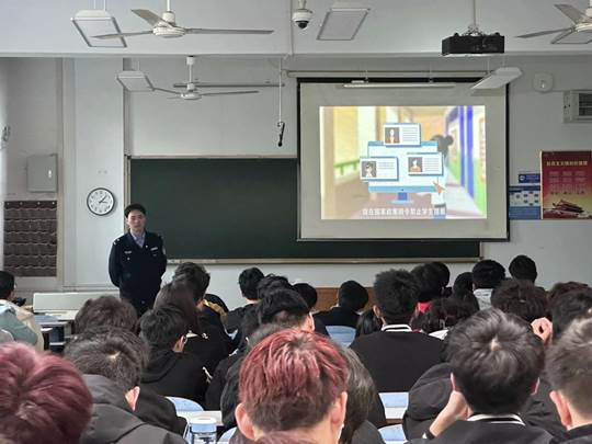 图示, 示意图
中度可信度描述已自动生成:ver1